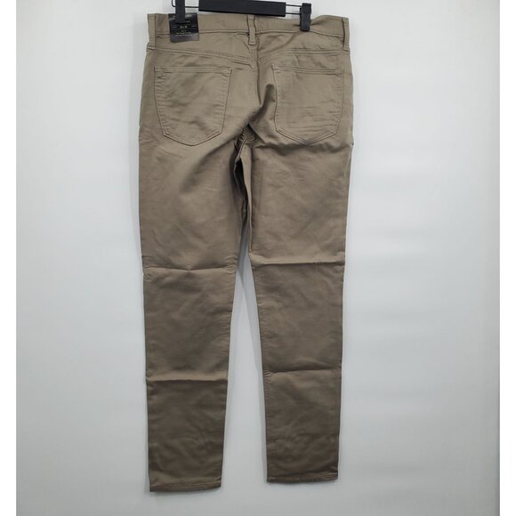 Banana Republic Slim Fit Travel Jean Men Size 33 X 32 NWT Tapered Leg Opening - Picture 6 of 16